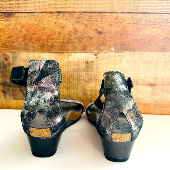 Naot Pixie Cobra Luster Wedge Sandals - Picture 5 of 8